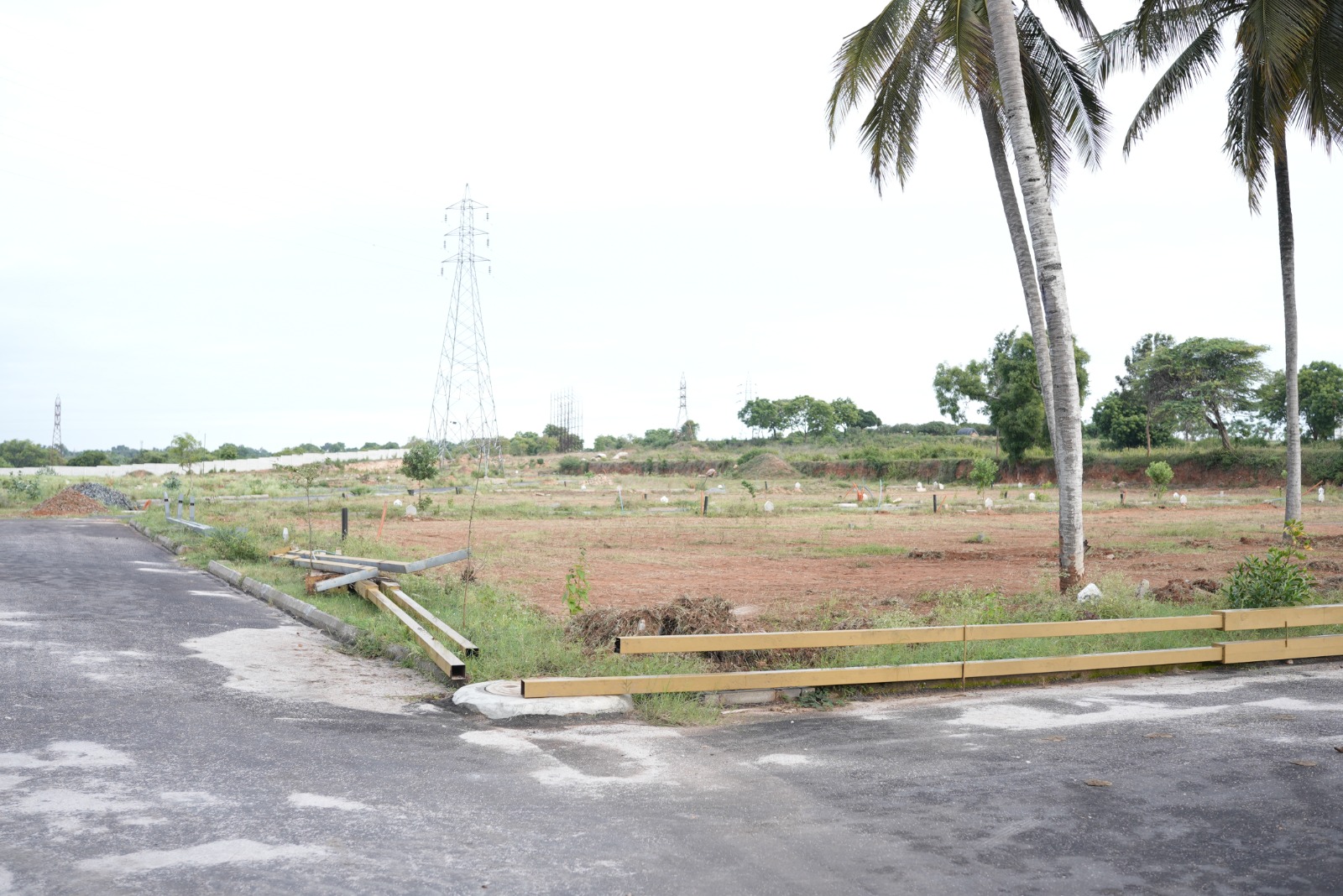 Mahalakshmi Lake Vista entrance gate security Bilikere Mysore