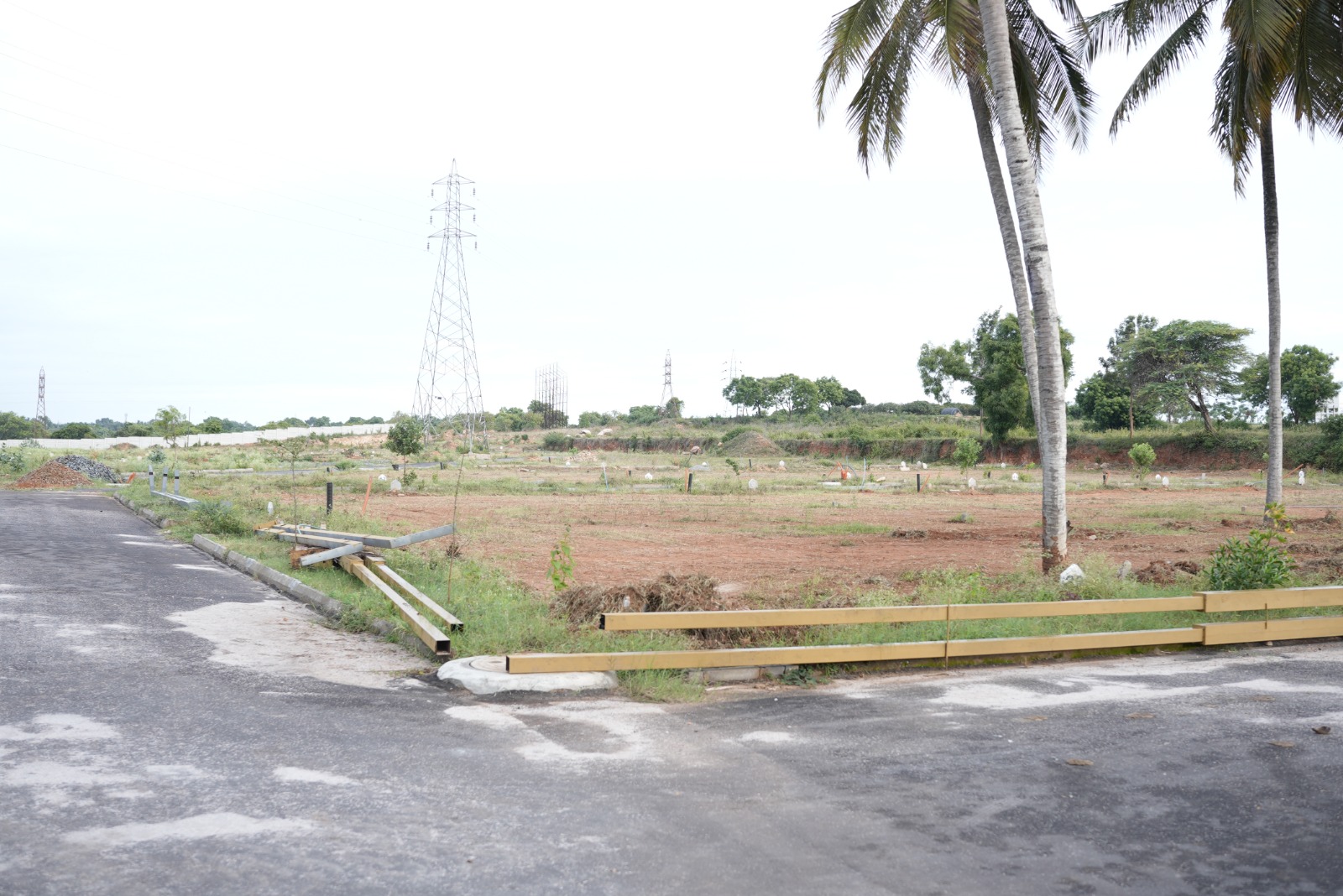 Mahalakshmi Lake Vista entrance gate security Bilikere Mysore